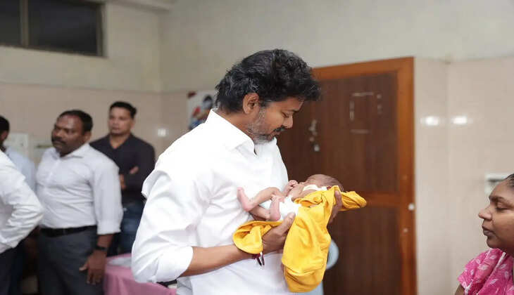 எழும்பூர் குழந்தைகள் நல மருத்துவமனையில் முதல்வர் விஜய் திடீர் ஆய்வு