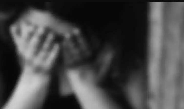 மாணவி வயிற்று வலியால் அவதி! காதலன் போக்சோவில் கைது