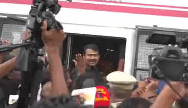 தடையை மீறி போராட்டம்- சீமான் கைது