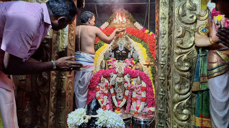 நாடு முழுவதும் கிருஷ்ண ஜெயந்தி உற்சாக கொண்டாட்டம் : திருவண்ணாமலையில் சிறப்பு பூஜைகள்.. 