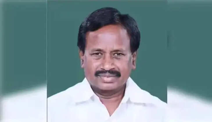 #BREAKING துண்டுதுண்டாக உடையும் அதிமுக! கட்சியிருலிருந்து முன்னாள் எம்பி விலகல்