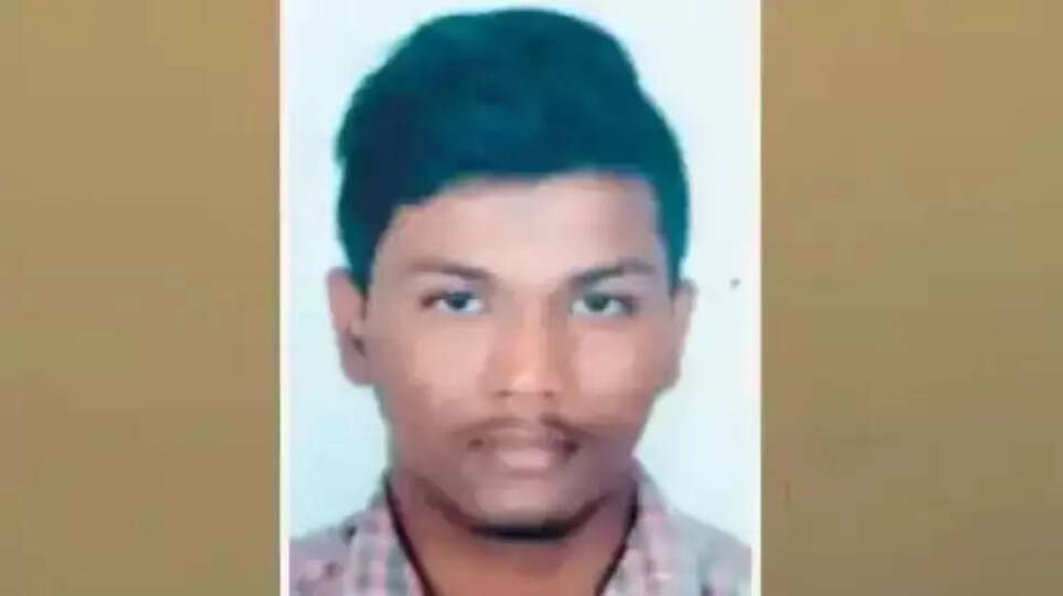 காதலிக்கு பிறந்தநாள் பரிசு கொடுப்பதற்கால  உயிரை மாய்த்துக்கொண்ட கல்லூரி மாணவன்