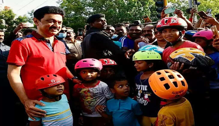  &lsquo;உடல் ஆரோக்கியத்துக்கு உடற்பயிற்சி அவசியம்.. நானும், என் மகனும் அண்ணன் தம்பி போல் இருப்போம்&rsquo; - ஸ்டாலின் பேச்சு.. 