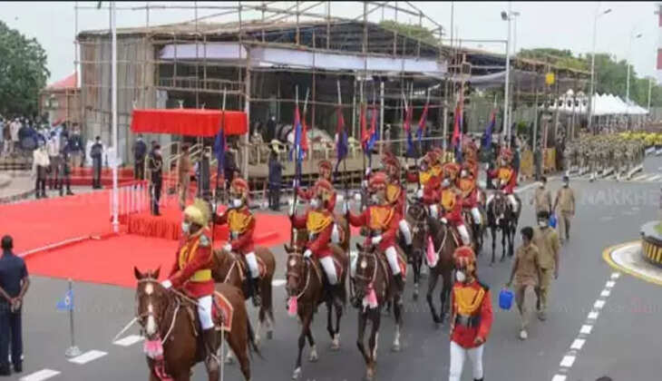 சென்னை  காமராஜர் சாலையில் முதல் நாள் குடியரசு தின அணிவகுப்பு ஒத்திகை..&nbsp;