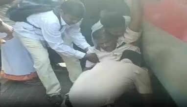 ரயில் பயணி