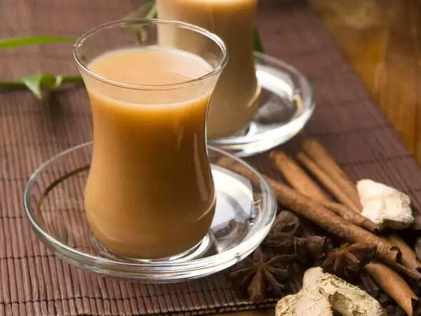 டீ பிரியர்களுக்கு அதிர்ச்சி செய்தி.. சென்னையில் டீ விலை ரூ.15 ஆக அதிகரிப்பு..