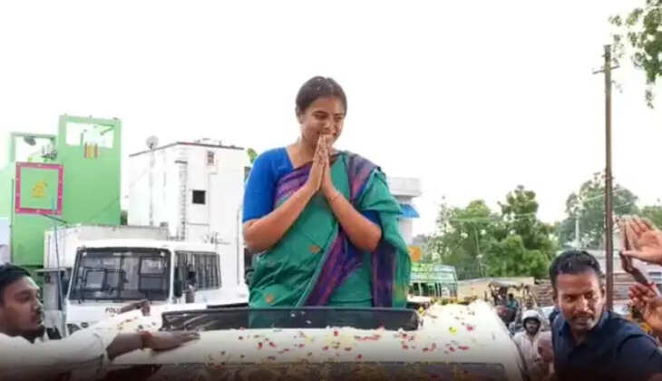 &ldquo;நான் உங்க வீட்டு பிள்ள மா... நீங்க தான் MLA, நீங்க தான் மினிஸ்டர்&rdquo;- அடிச்சிவிட்ட அமைச்சர் கீர்த்தனா