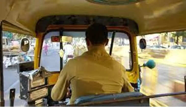 கர்ப்பிணையை அவசரமாக அழைத்துச்சென்ற ஆட்டோ ஓட்டுநர்.. மடக்கிப்பிடித்து பணம் கேட்ட போலீஸ்..