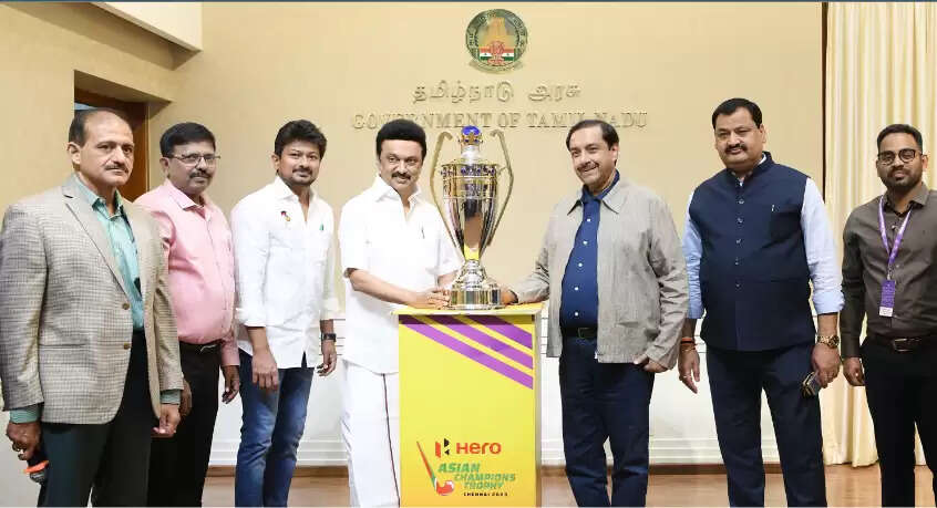 ஆசிய சாம்பியன்ஸ் ஹாக்கி கோப்பை முதலமைச்சர் ஸ்டாலினிடம் ஒப்படைப்பு