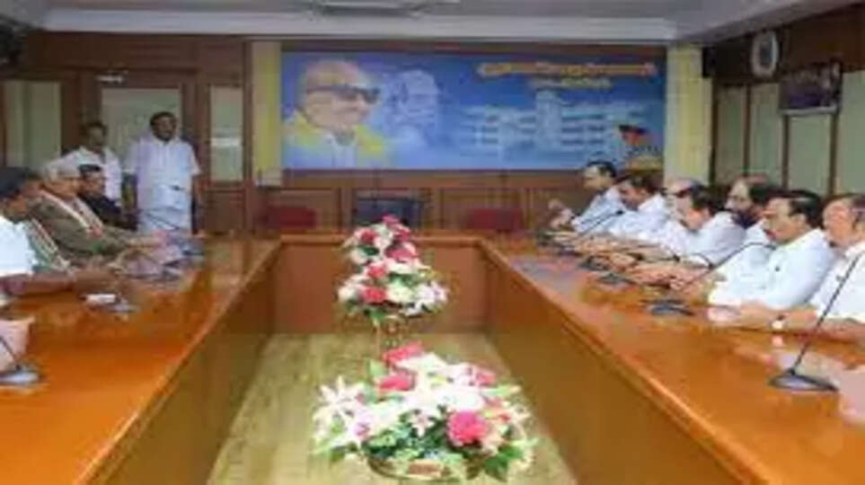 காங்கிரஸ் கட்சி  14 தொகுதிகளில் போட்டியிட விருப்பம்?