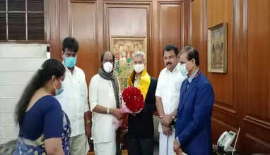 டெல்லியில் தமிழக சிறப்புக்குழு , வெளியுறவுத் துறை அமைச்சர் ஜெய்சங்கருடன் சந்திப்பு..