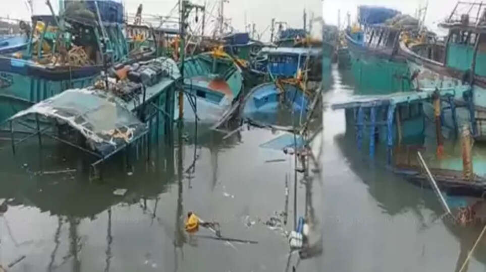 புரட்டிப்போட்ட புயல்.. காசிமேடு துறைமுகத்தில் 100 படகுகள் சேதம்..