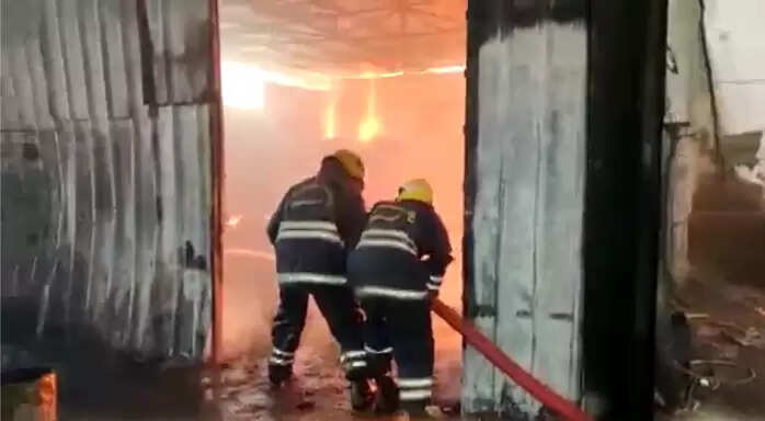 பூந்தமல்லி அருகே தனியார் தொழிற்சாலையில் பயங்கர தீ விபத்து..