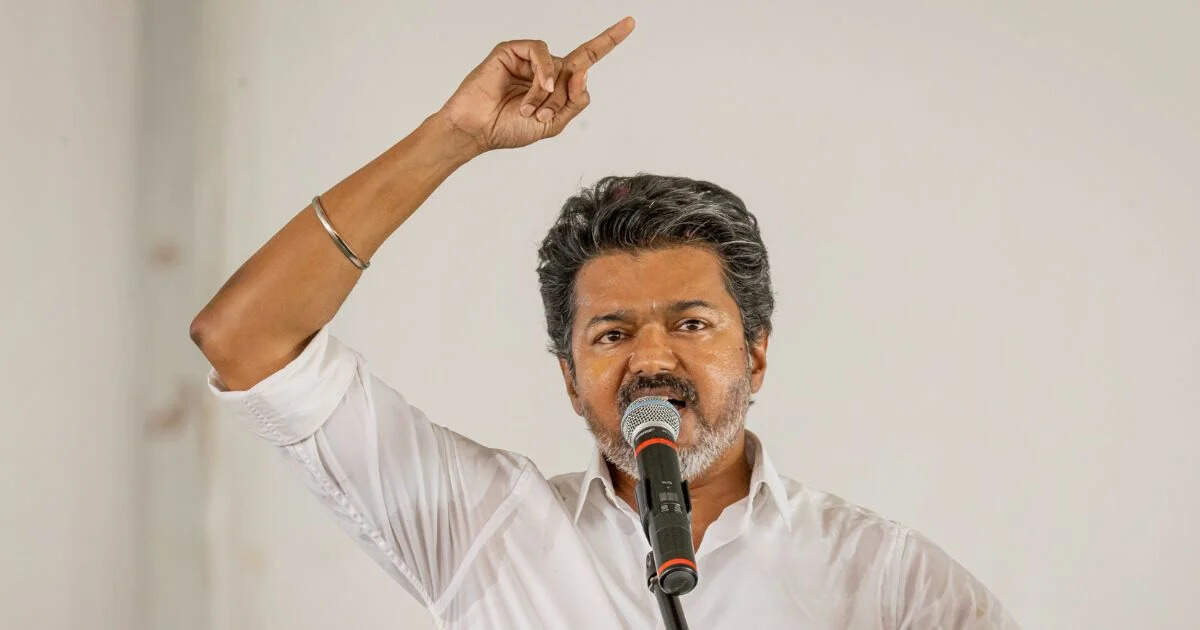 #JUST IN : தமிழக வெற்றி கழக தலைவர் விஜய் போர்க்கொடி!