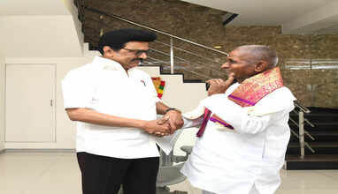 என்றும் தங்கள் இசை ராஜாங்கத்தின் ஆட்சிதான்..! இசைஞானிக்கு முதல்வர் வாழ்த்து..