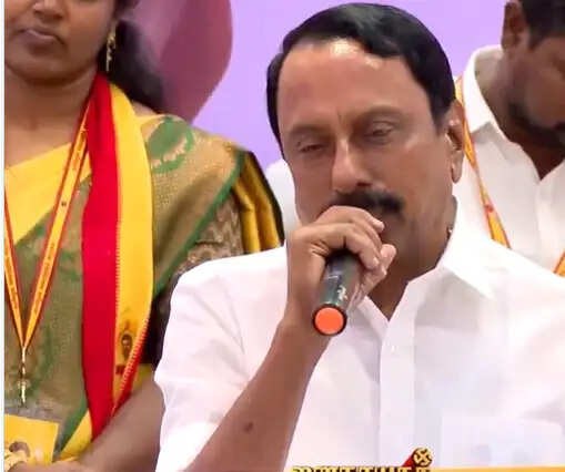 “தமிழ்நாட்டை விஜய் ஆள்வார்! அனைத்து தொகுதிகளிலும் தவெக வெல்லும் சூழல் உள்ளது”- செங்கோட்டையன்