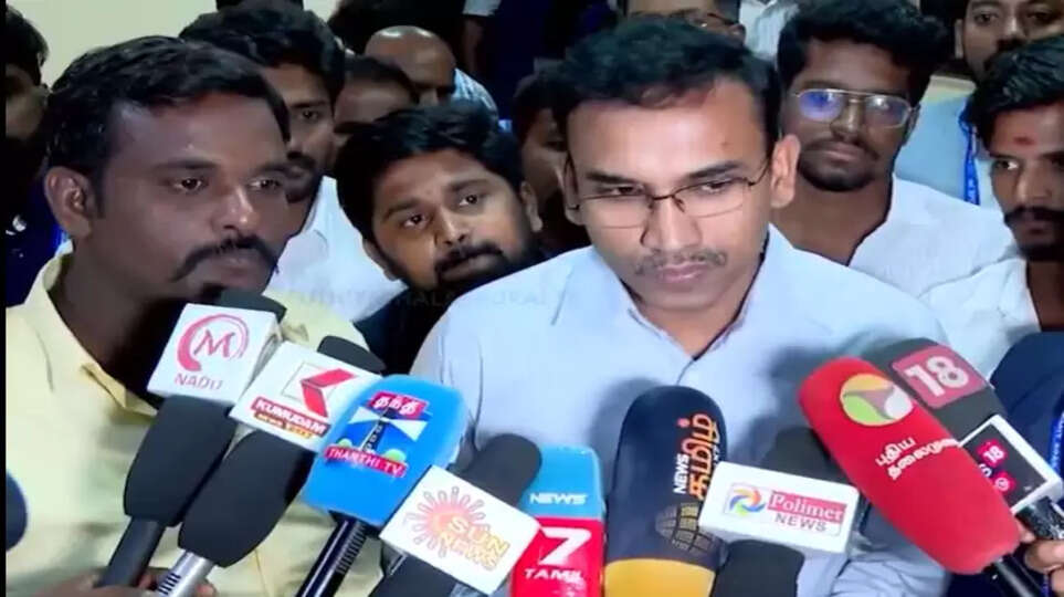 அருண்ராஜ்