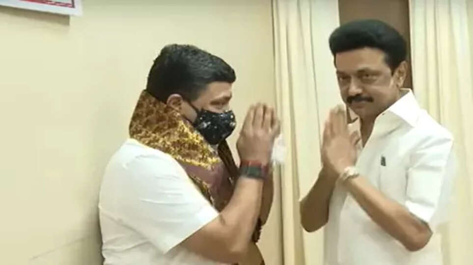 ஆடியோ சர்ச்சை : முதலமைச்சருடன் நிதியமைச்சர் பழனிவேல் தியாகராஜன் சந்திப்பு..