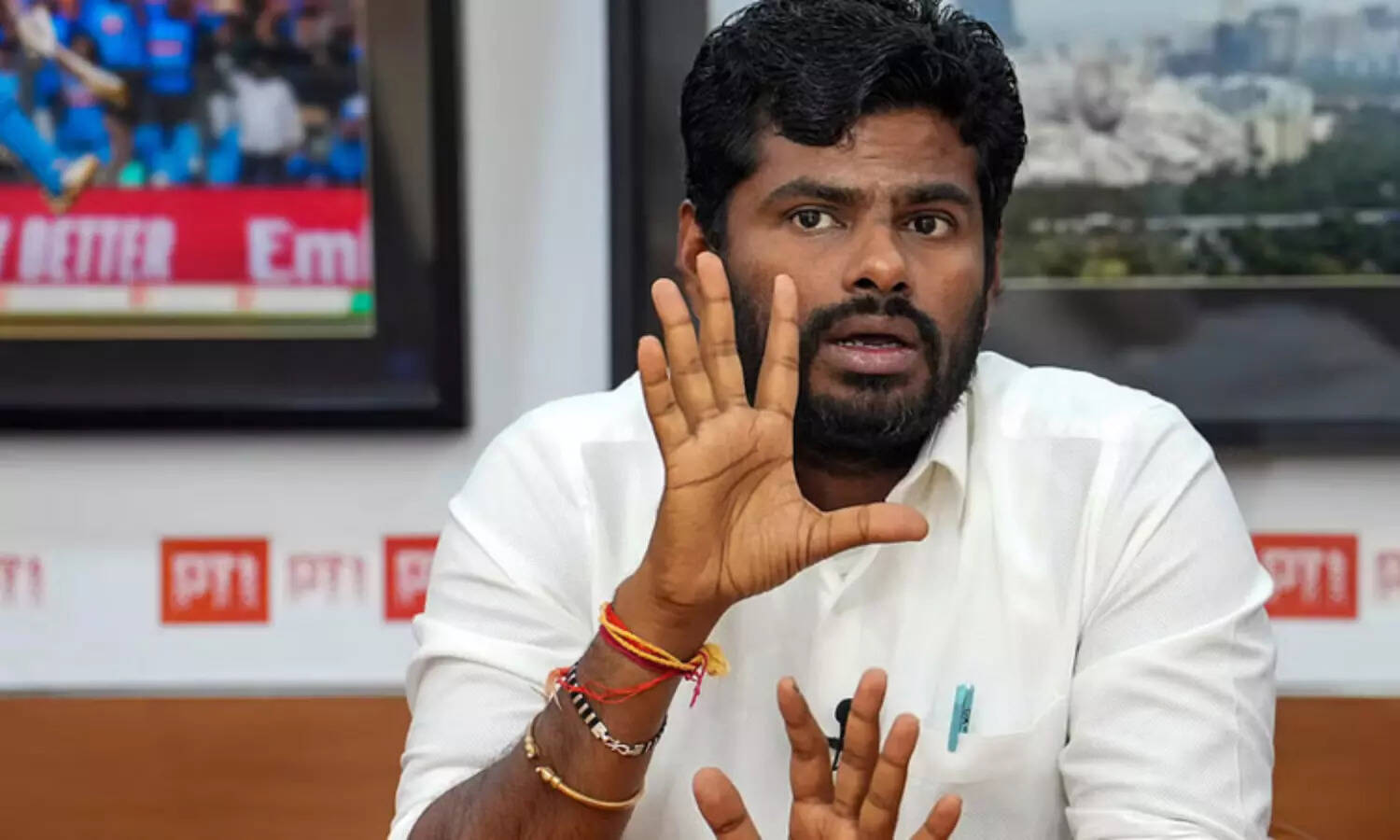 அரசு வேலை கொடுக்க போகிறோம் என்று மற்றுமொரு ஏமாற்று அறிவிப்பு - அண்ணாமலை விமர்சனம்..!