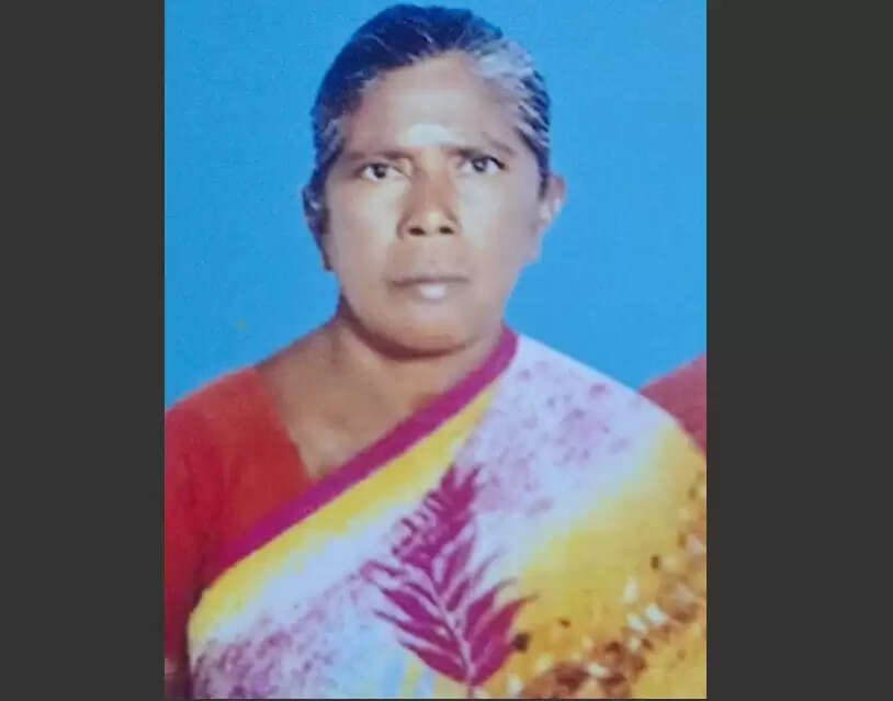 ரத்த வெள்ளத்தில் துடிதுடித்து கிடந்த மகனை கண்ட தாய் மயங்கி விழுந்து பலி!