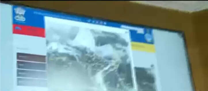 மாநில அவசர கட்டுப்பாட்டு மையத்தில் முதலமைச்சர் மு.க.ஸ்டாலின் திடீர் ஆய்வு..