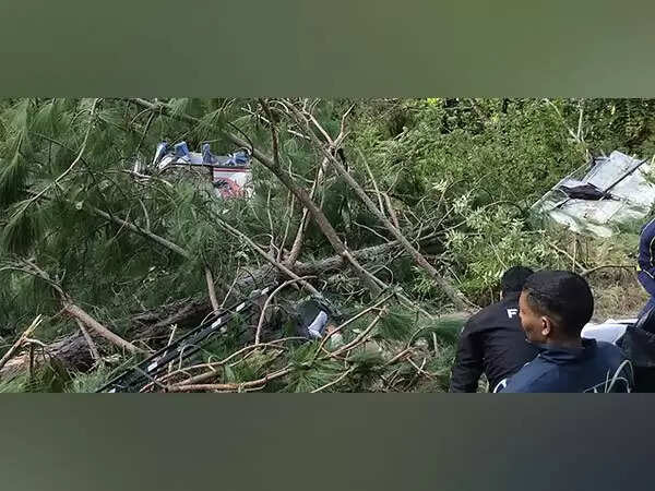 பேருந்து கவிழ்ந்த விபத்தில் 25 பேர் பலி..  உத்தராகண்டில் சோகம்.. 