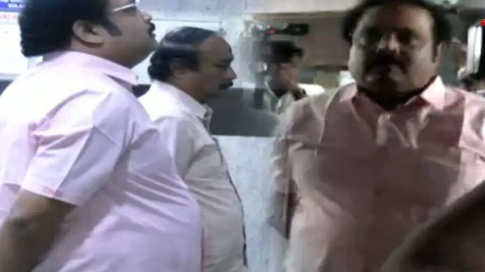 கதிர் ஆனந்த்