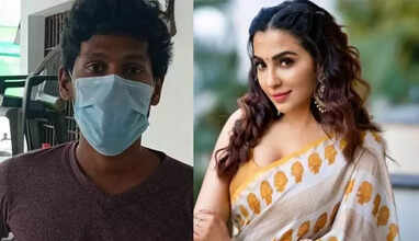 நடிகை பார்வதி நாயர் மீது புகார்