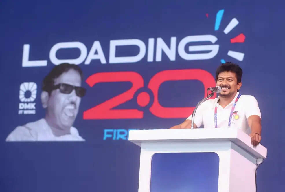 பொய் பிரச்சாரத்தையும், அடிமைக் கூட்டத்தின் அவதூறுகளையும் தவிடுபொடியாக்கி வெல்வோம்- உதயநிதி ஸ்டாலின்