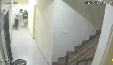 விடுதிக்குள் புகுந்து இளம்பெண் கழுத்தறுத்து கொலை! காதலை பிரித்த தோழிக்கு நேர்ந்த கொடுமை- அதிரவைக்கும் காரணம்