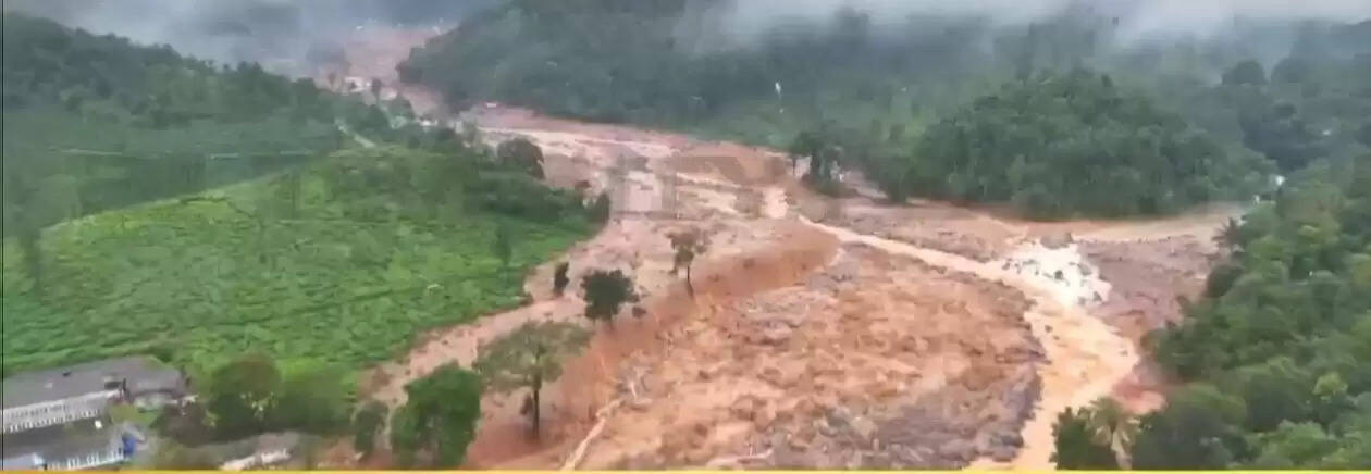 கேரள நிலச்சரிவு : போர்க்கால அடிப்படையில் மீட்பு மற்றும் நிவாரணம் வழங்குக - தவெக தலைவர் விஜய் இரங்கல்..