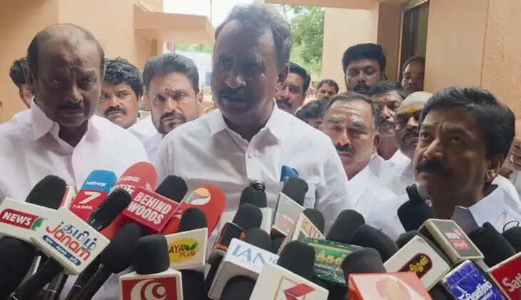 சசிகலா, டிடிவி தினகரனை அதிமுகவில் சேர்க்க வேண்டும்- எஸ்.பி.வேலுமணி