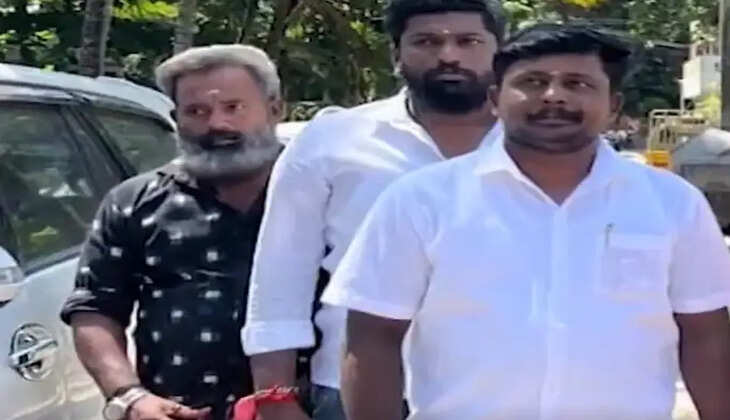 &ldquo;மத்தவங்களுக்கு ரூ.15 லட்சம், உங்களுக்கு ரூ.12 லட்சம்&rdquo;- பெண் வழக்கறிஞரிடம் லஞ்சம் கேட்ட தவெக நிர்வாகி