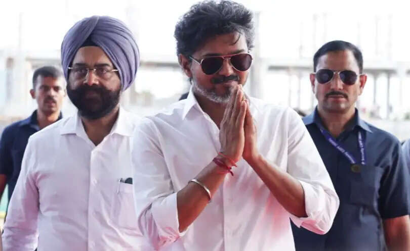 கரூரில் புதிய காலணி தொழிற்சாலை- முதல்வர் விஜய் நாளை அடிக்கல் நாட்டுகிறார்