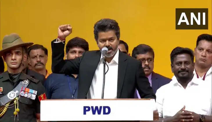 'ஆண்டவன் மீது ஆணையிட்டு'... என பதவியேற்பது சரியா?