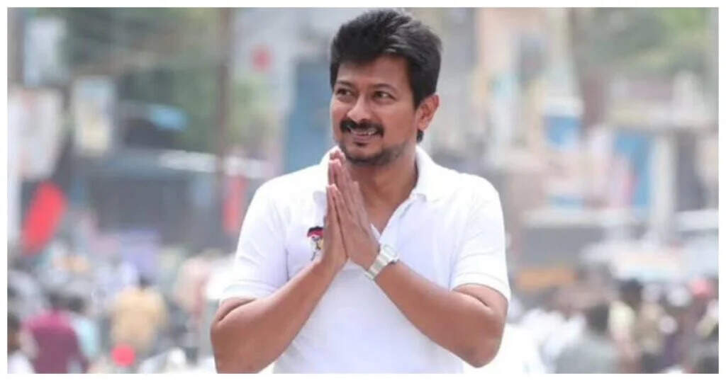 #BIG NEWS : நடிகை த்ரிஷா குறித்து இரட்டை அர்த்த பேச்சு - எதிர்கட்சி தலைவர் உதயநிதி ஸ்டாலின் கைது..!!