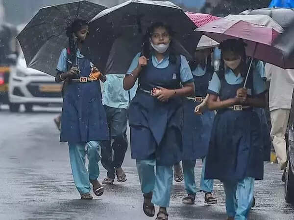 தமிழகத்தில் அனைத்து பள்ளிகளுக்கும் நாளை விடுமுறை..!!