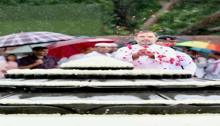 &nbsp;&lsquo;அப்பா.. இந்தியாவுக்கான உங்கள் கனவுகளை நிறைவேற்றுவேன்&rsquo; - ராஜீவ் காந்தி நினைவிடத்தில் ராகுல் அஞ்சலி..&nbsp;