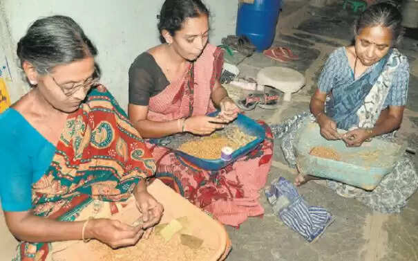 பீடி தொழிலாளர்கள்