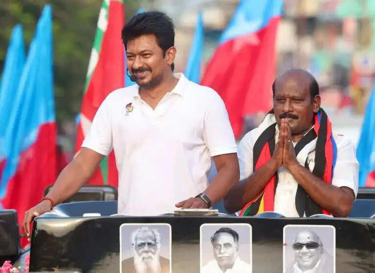 “எடப்பாடி பழனிசாமிக்கு சுயமரியாதைக்கு ஸ்பெல்லிங் கூட தெரியாது”- உதயநிதி ஸ்டாலின்