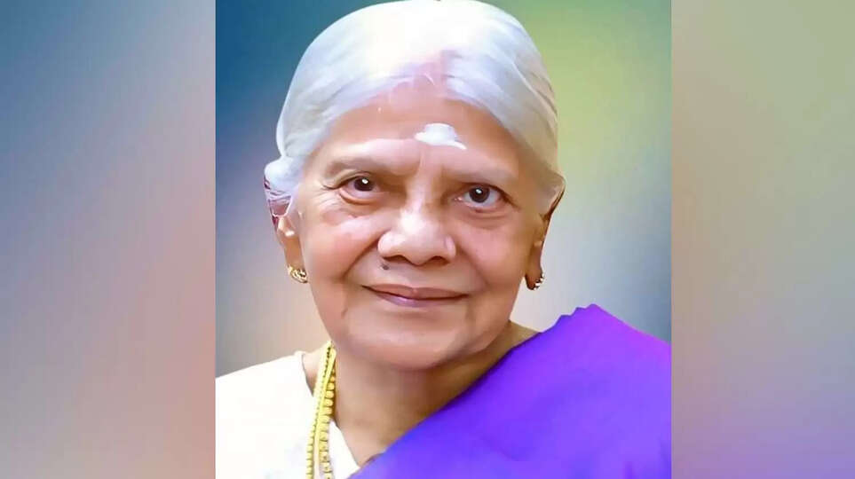 ஓபிஎஸ் தாயார் மறைவு