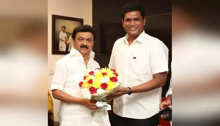 முதல்வர் ஸ்டாலினை சந்தித்து வாழ்த்து பெற்றார் டி.ஆர்.பி.ராஜா.. 