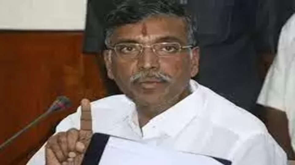 முன்னாள் அமைச்சர் கே.பி.அன்பழகன்