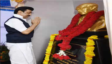 உதகையை உருவாகிய ஜான் சல்லிவனின் மார்பளவுச் சிலையை திறந்து வைத்தார் முதல்வர்.. 