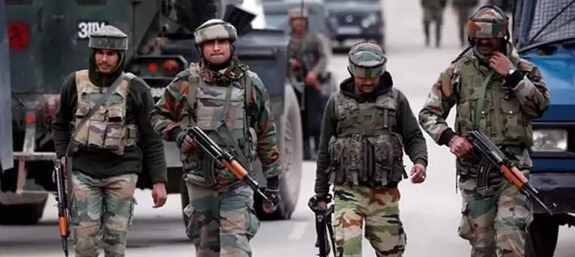 ஜம்மு- காஷ்மீரில் தொடரும் பதற்றம் : 2 பயங்கரவாதிகள் சுட்டுக்கொலை..