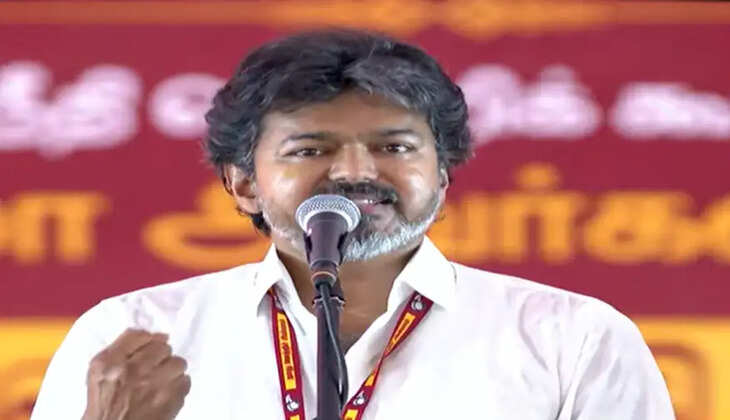 &ldquo;வெளியே வேஷம் போடமாட்டோம்... திமுகவும் அதிமுகவும் ஒன்றுதான்&rdquo;- விஜய்