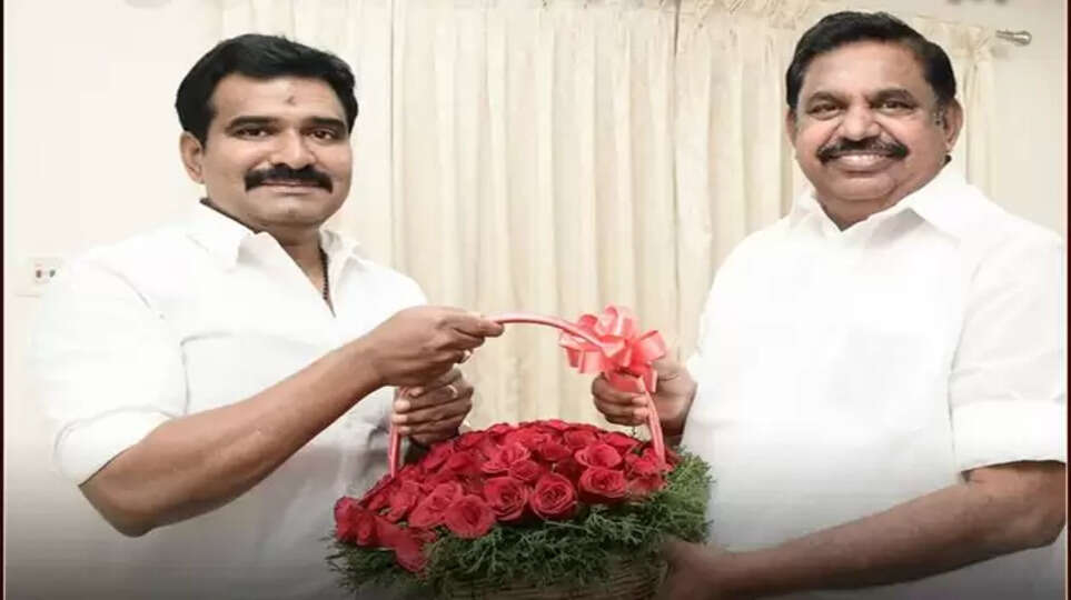  பாஜகவிலிருந்து விலகி அதிமுகவில் இணைந்தார் CTR நிர்மல் குமார் ..