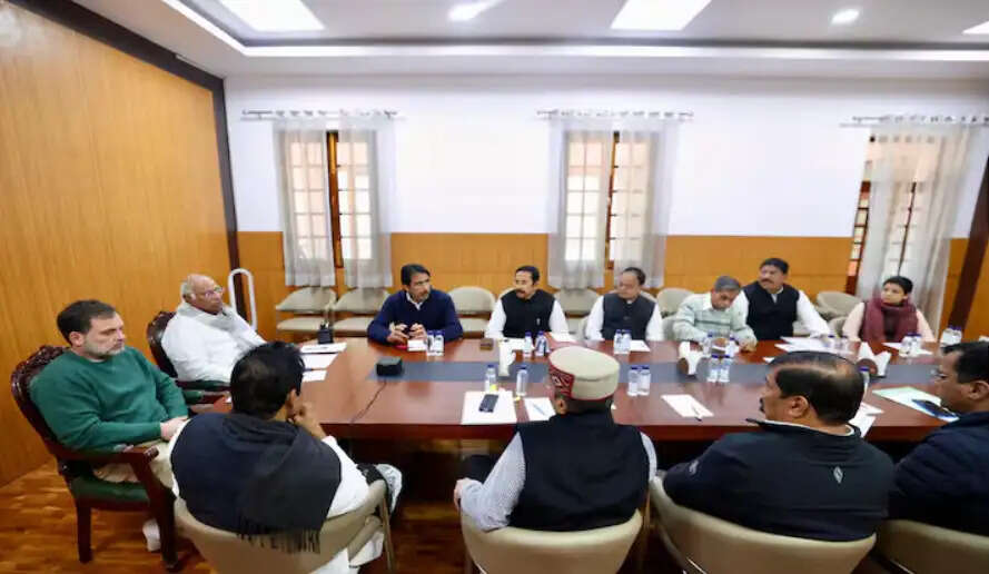 தனித்துப் போட்டி - காங்கிரஸ் தடாலடி அறிவிப்பு