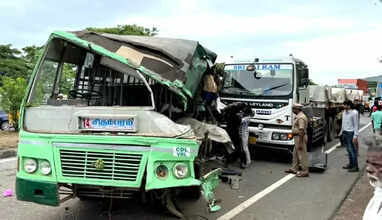  லாரி மீது அரசு பேருந்து மோதி  விபத்து