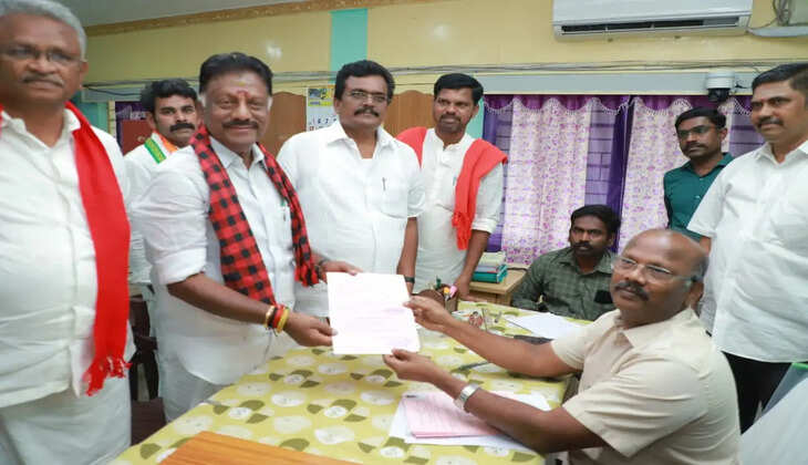 அதிமுகவில் இருந்து நானாக வெளியேறவில்லை, அவர்கள் என்னை விரட்டினார்கள்